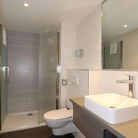 Western Eden Hotel 3*