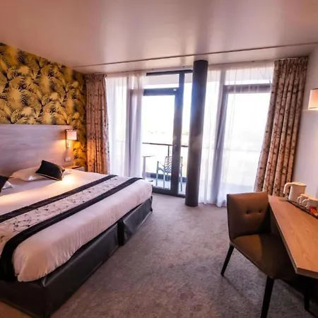 Western Eden Hotel 3*