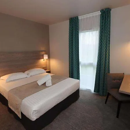Hotel Western Eden