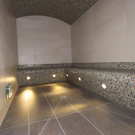 Western Eden 3* Honfleur