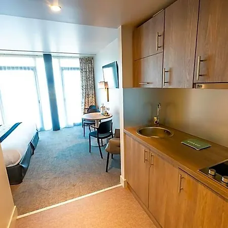Western Eden Hotell 3*