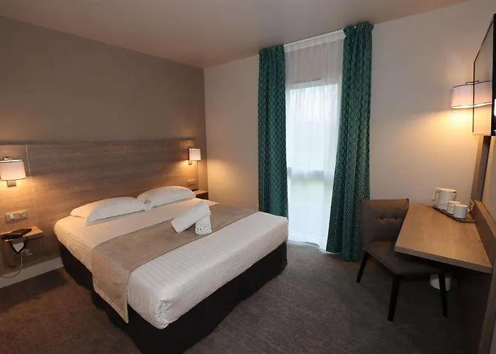 Szálloda Western Eden