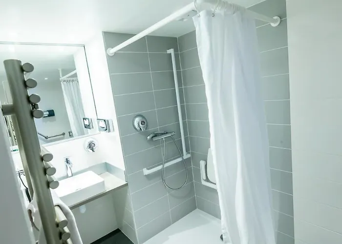 Western Eden Honfleur