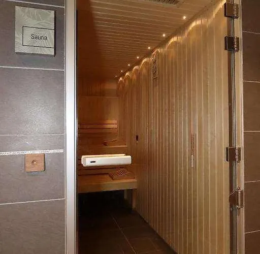 Western Eden Honfleur